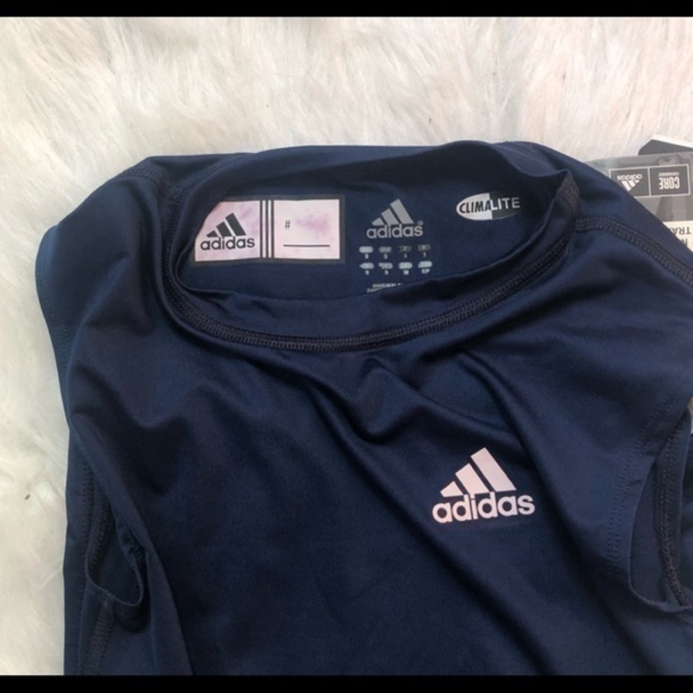 Adidas shirt sz small - Picture 3 of 3